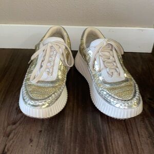 Dolce Vita Gold Knit Dolen Sneakers Size 8